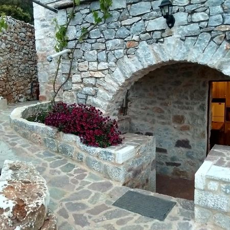 Find Your Peace In A Traditional Country House!! Láyia Exterior foto