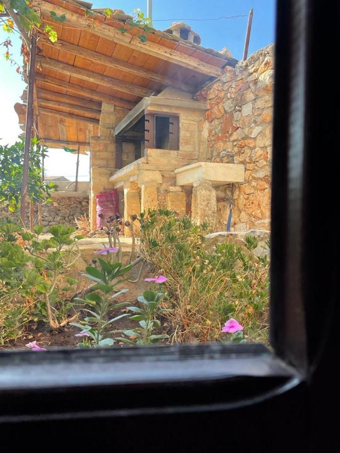 Find Your Peace In A Traditional Country House!! Láyia Exterior foto