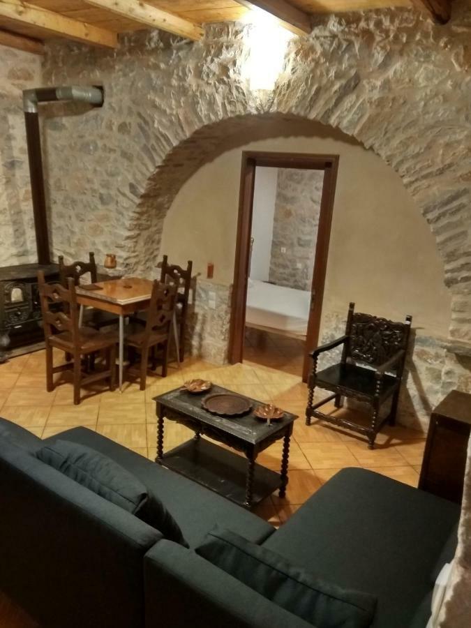 Find Your Peace In A Traditional Country House!! Láyia Exterior foto